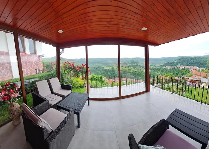 בית הארחה Harmony וליקו טורנובו